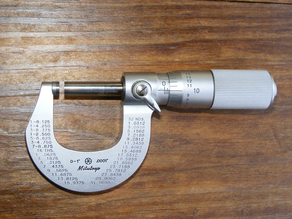 Instrumento de medida. Micrómetro